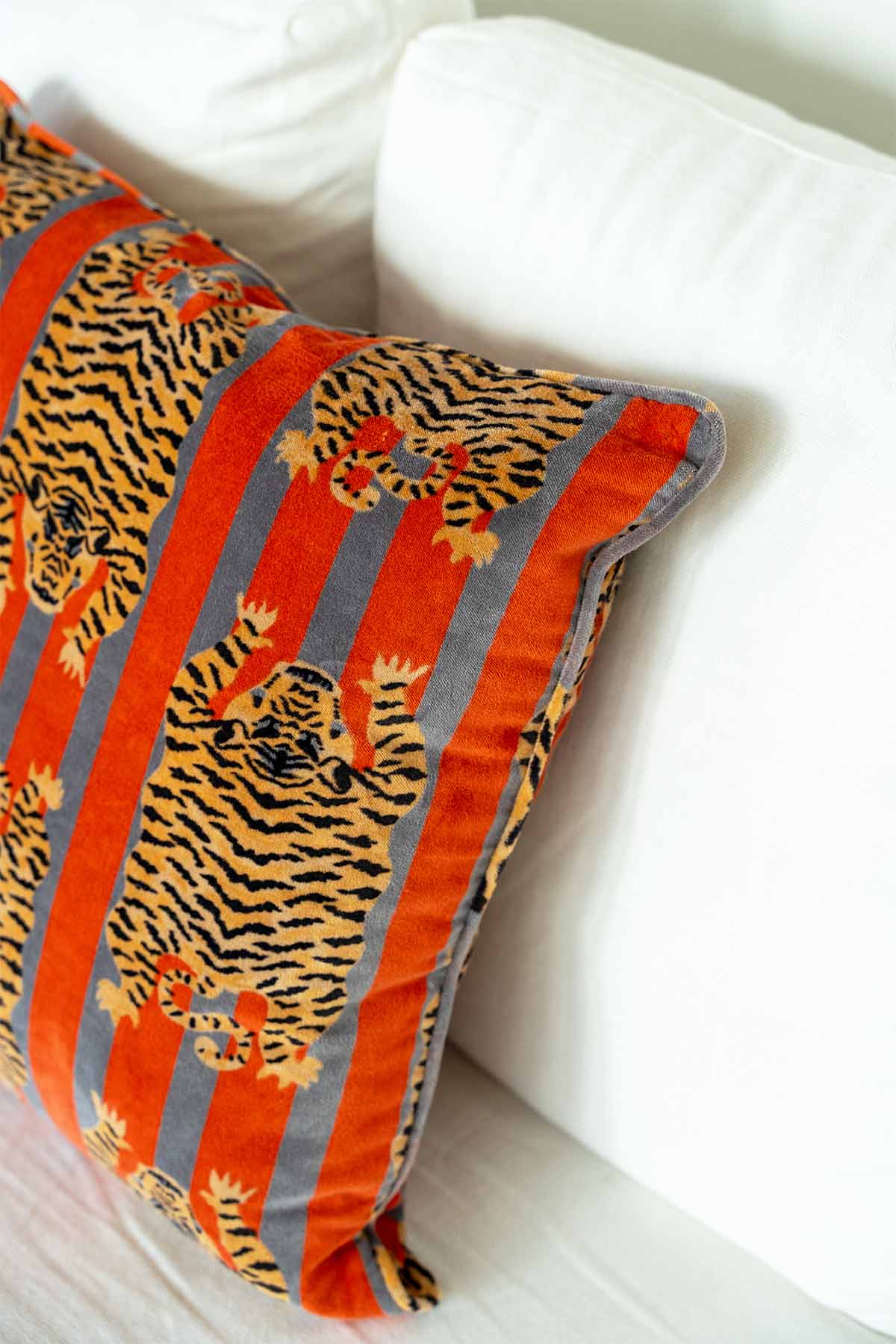 Almohadón Leoben Tigres