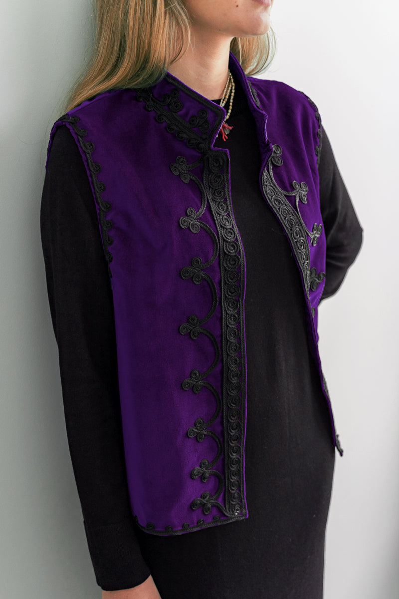 Chaleco Terciopelo Bordado lV