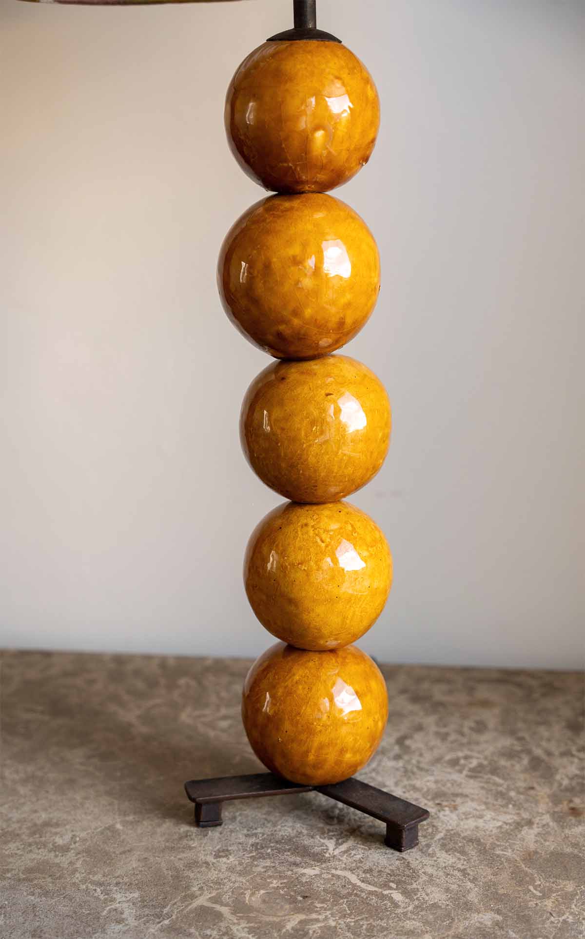 Pie de 5 bolas cerámica VIII
