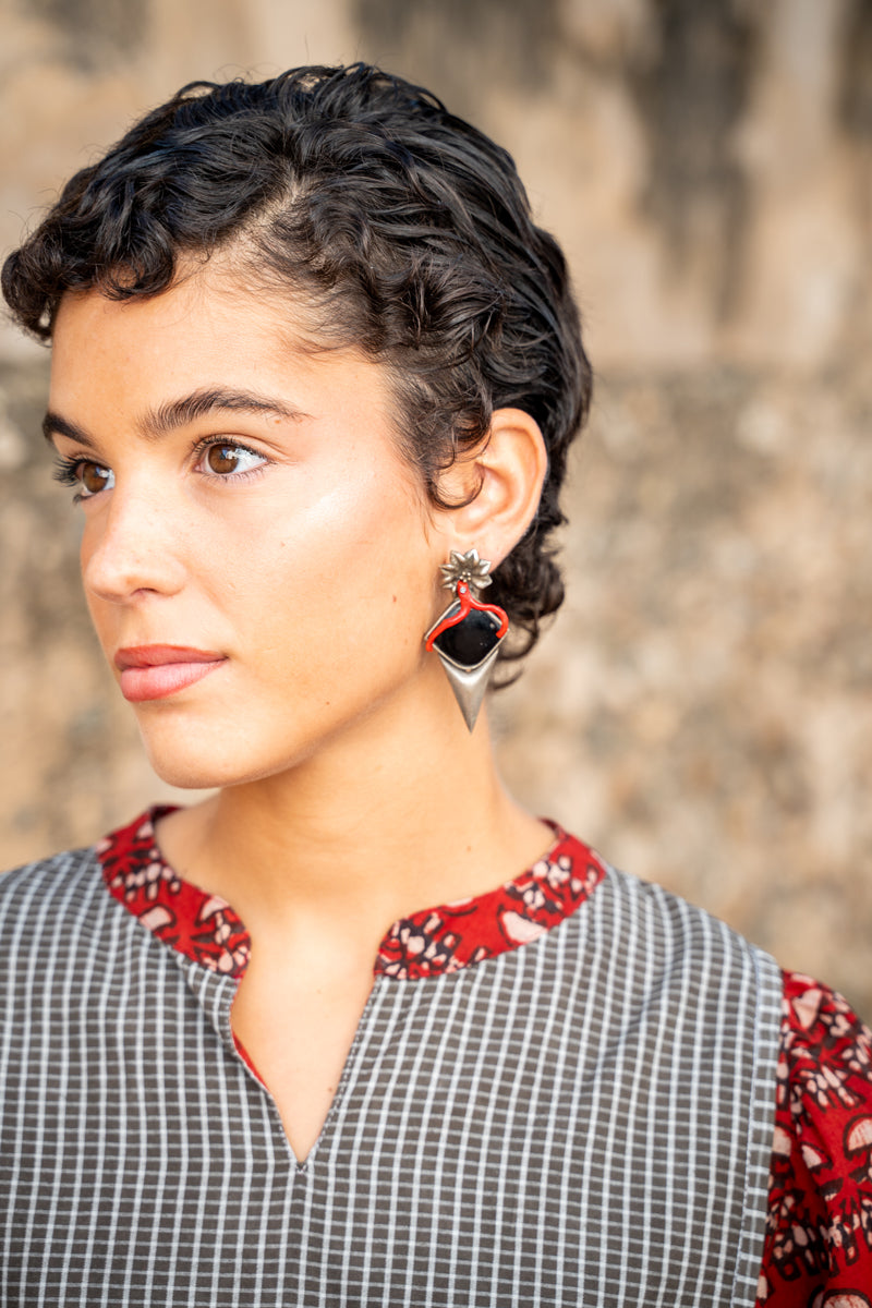 Pendientes Anubis