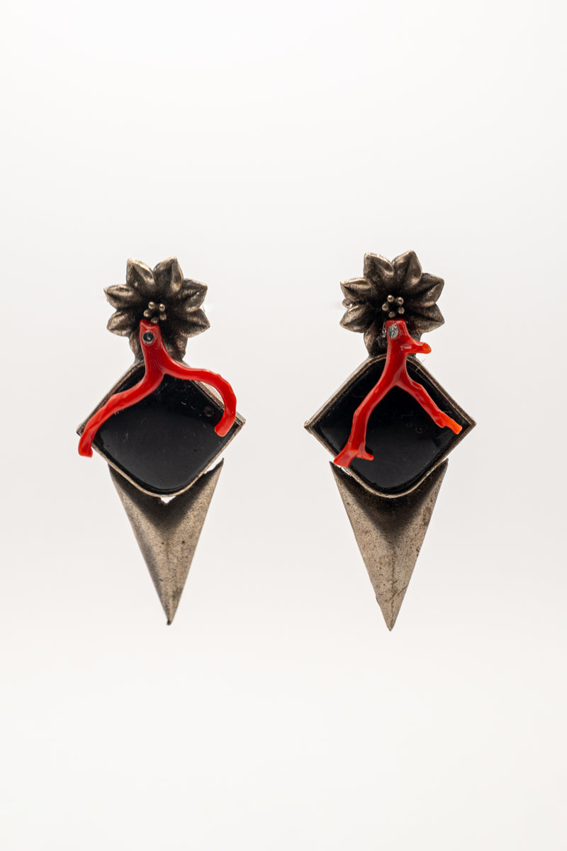 Pendientes Anubis