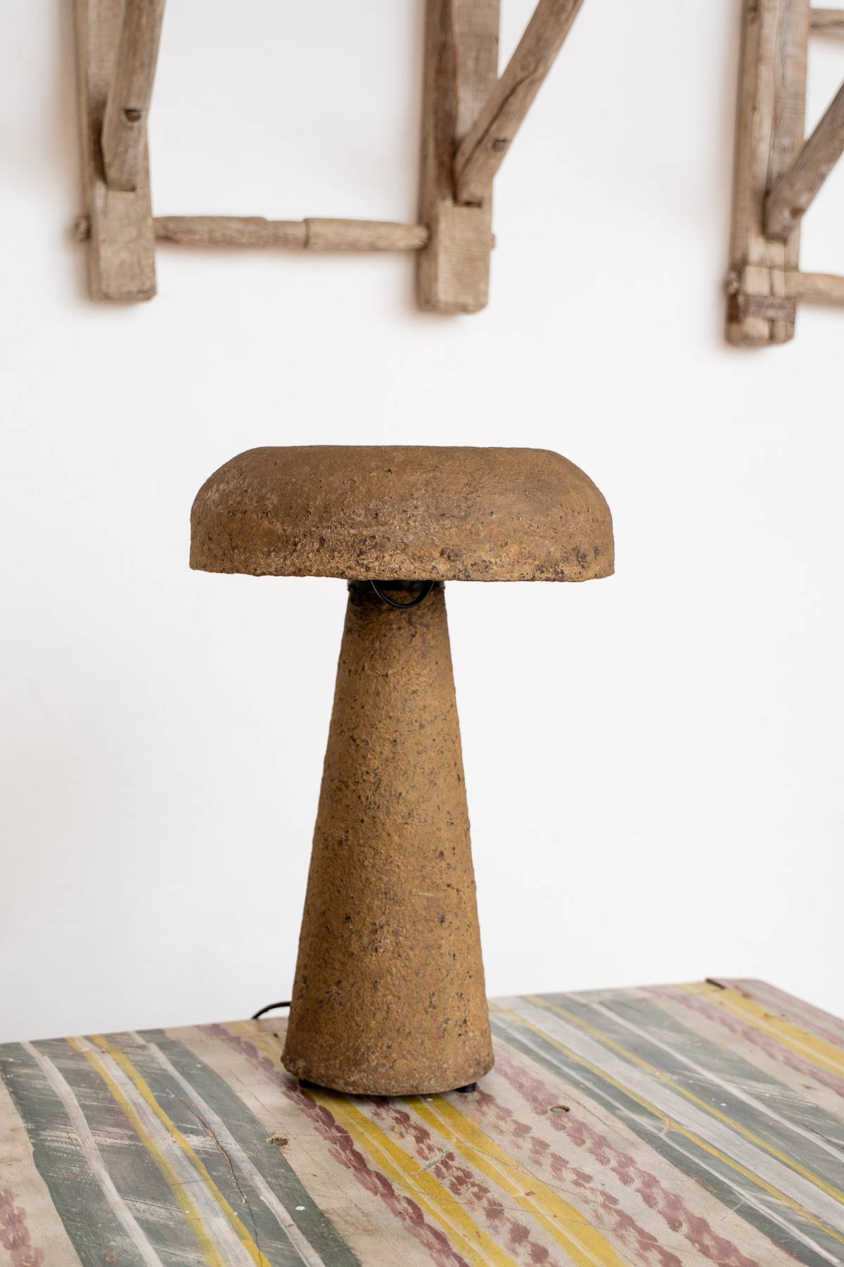 Lampara de mesa Osha