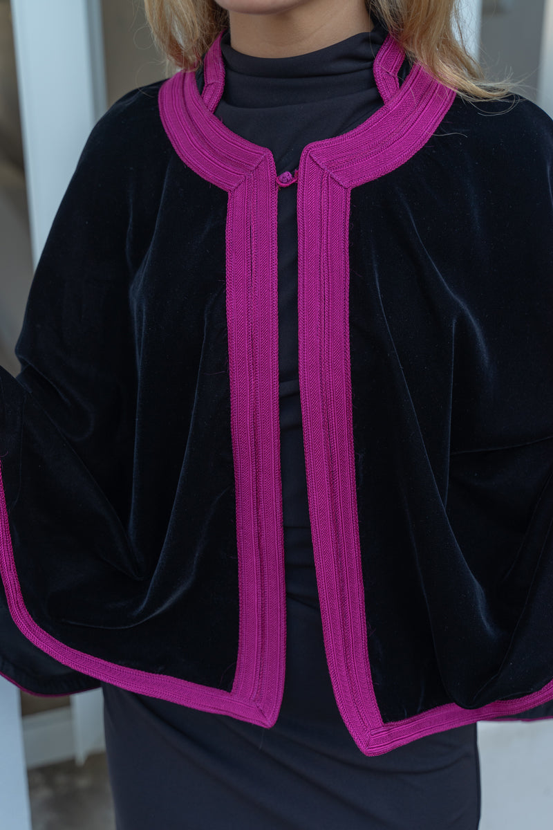 Capa Terciopelo Ribeteada