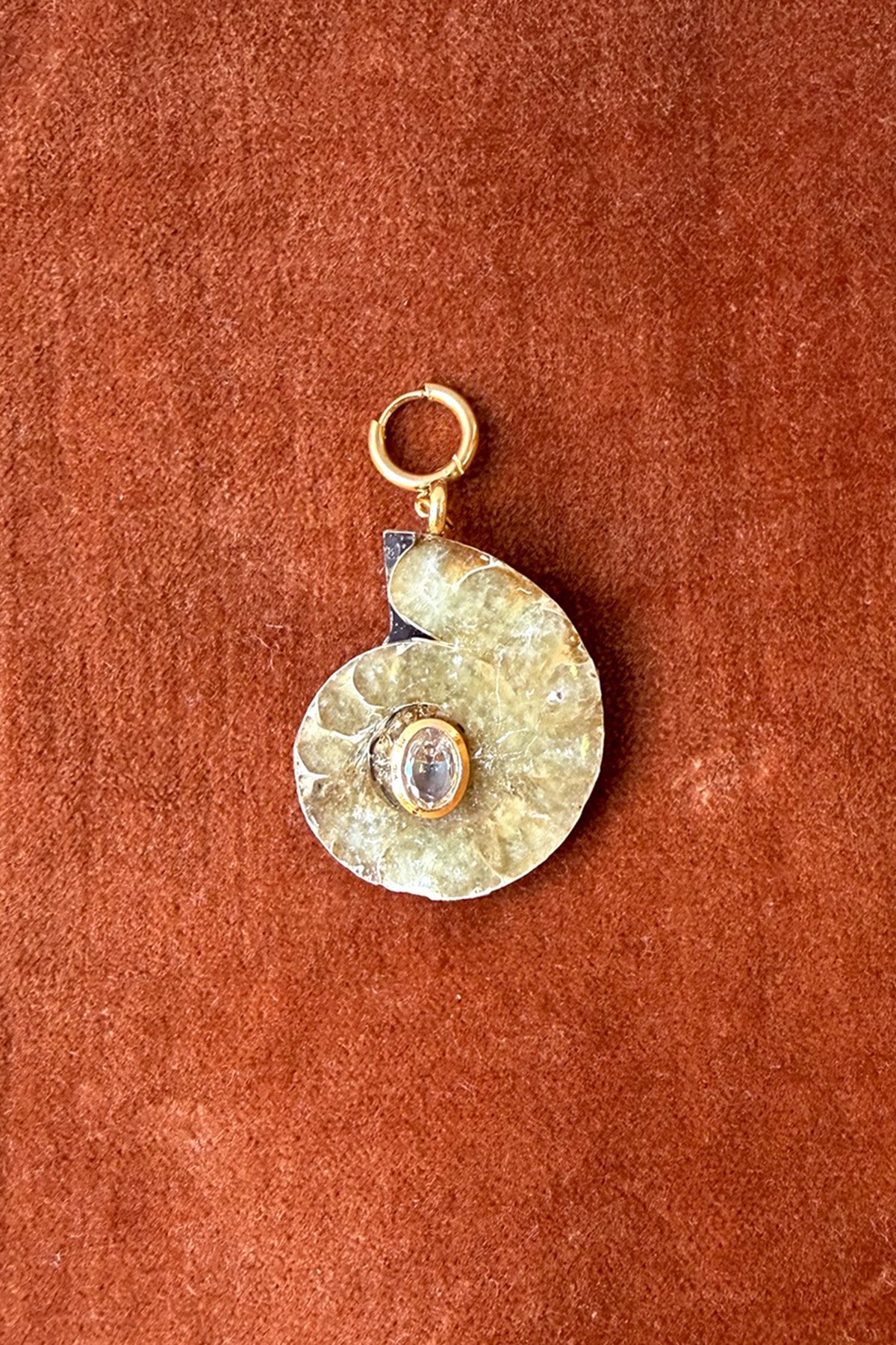Charm Muhara