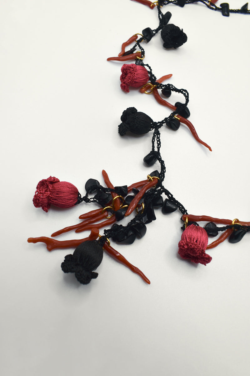 Collar Basira