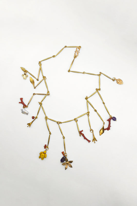 Collar kamal Amir