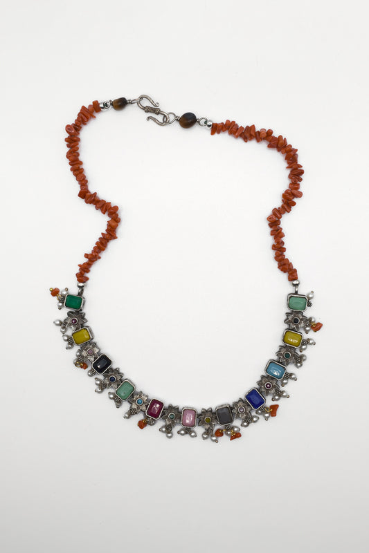 Collar Lawn
