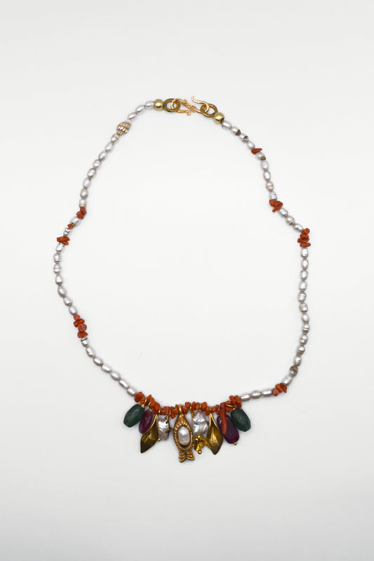 Collar Yusra